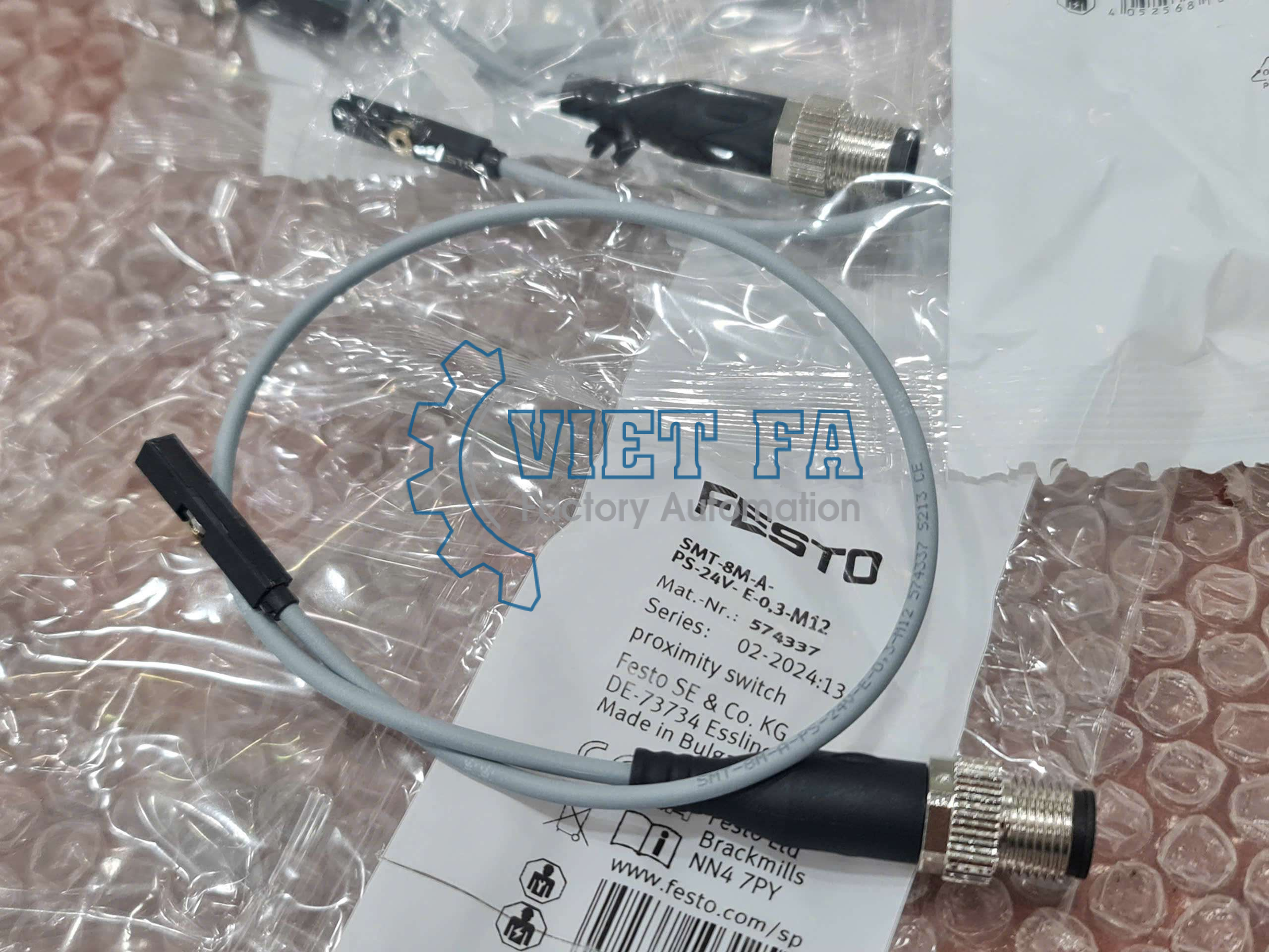 Festo SMT-8M-A-PS-24V-E-0,3-M12