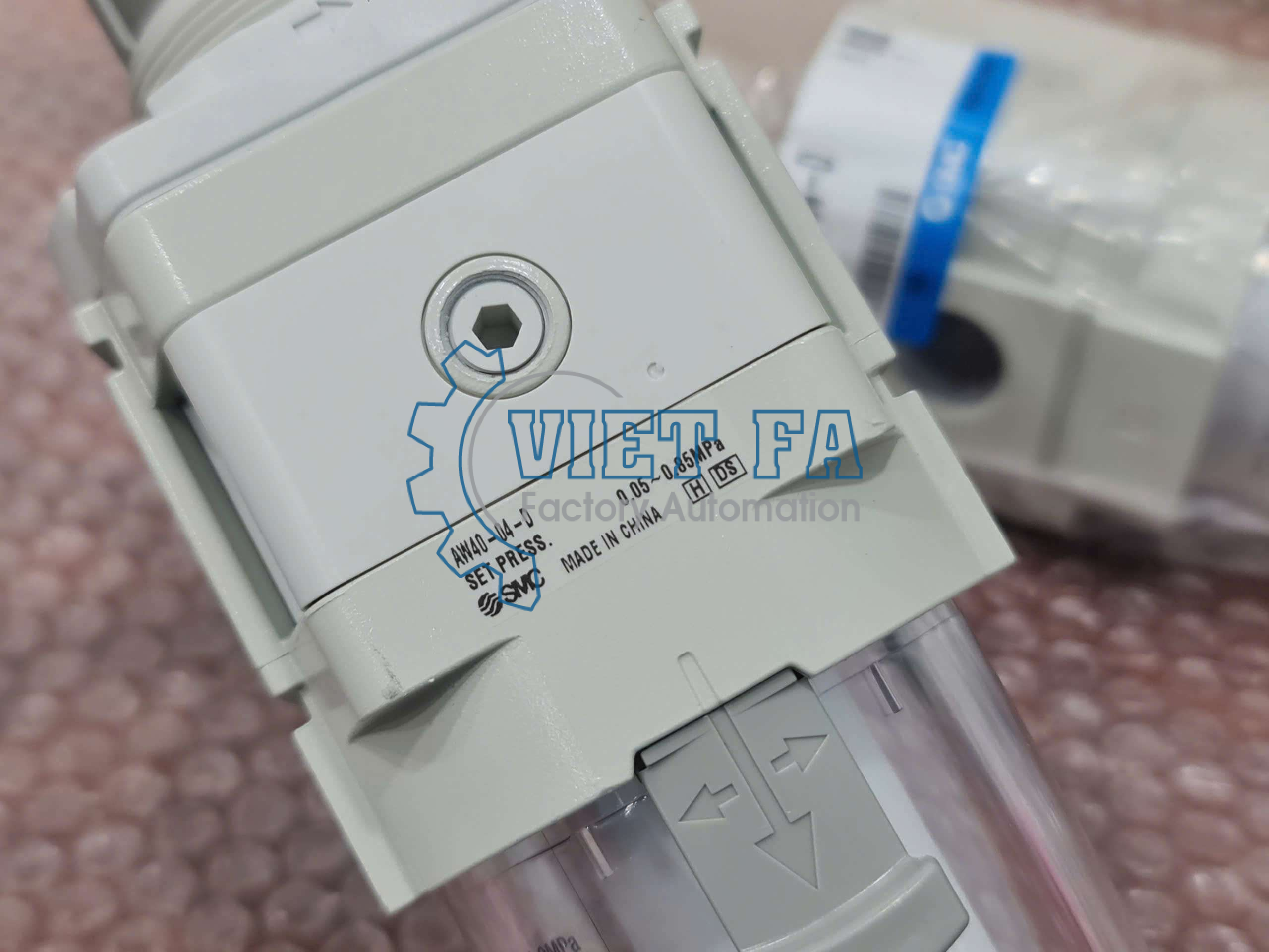 Bộ lọc điều áp khí nén SMC AW40-04-D | CTY TỰ ĐỘNG HOÁ VIETFA