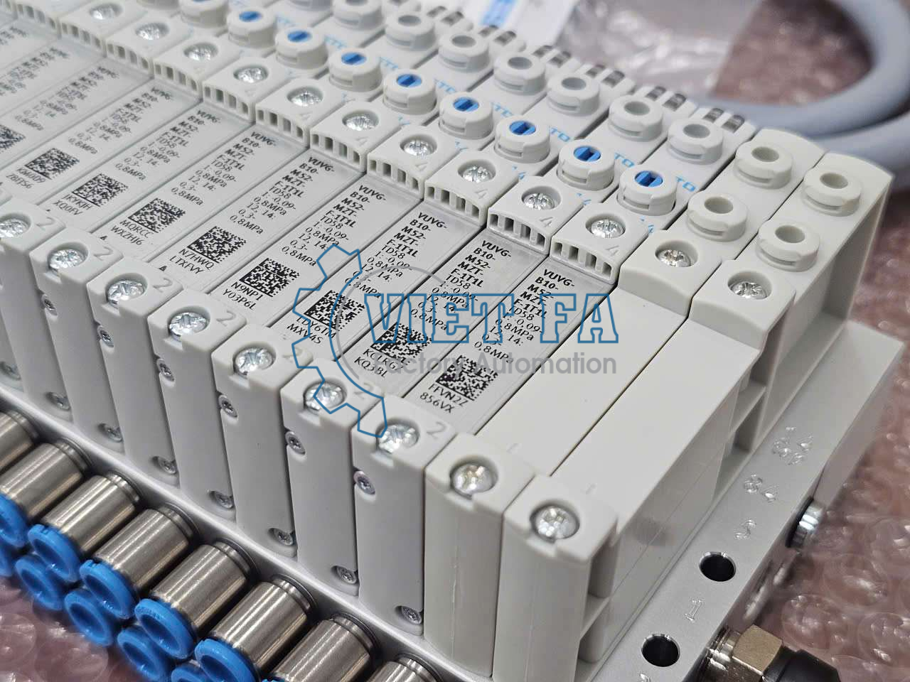 Cụm van điện từ Festo VTUG-10-MSDR-B1T-25V20-Q10A-UR-Q6S-14ALL+HM1 ...